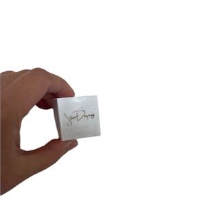 White eyeliner sharpener with Signature Logo
